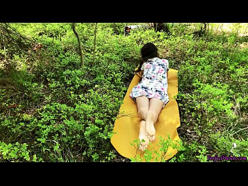 ❤️ Stranger on Tinder Masturbates My Pussy and Fucks Passionately in the woods (En främling på Tinder onanerar min fitta och knullar passionerat i skogen) ❤❌ Pornvideo at sv.fotonovelasxxx.ru ❌